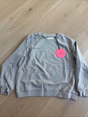 PANGAIA Kids age 9 Gray Crewneck Sweatshirt with Pink Hang Tag